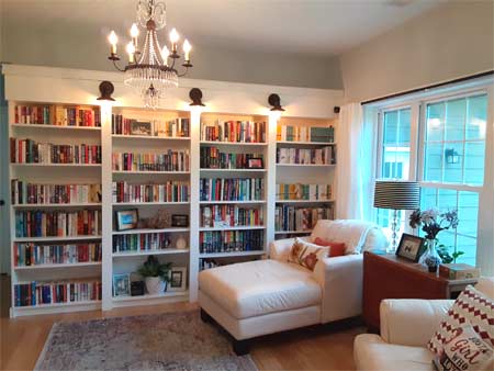 Lynnette's home library